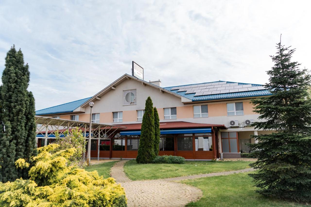 Panorama Hotel Bekescsaba Exterior foto