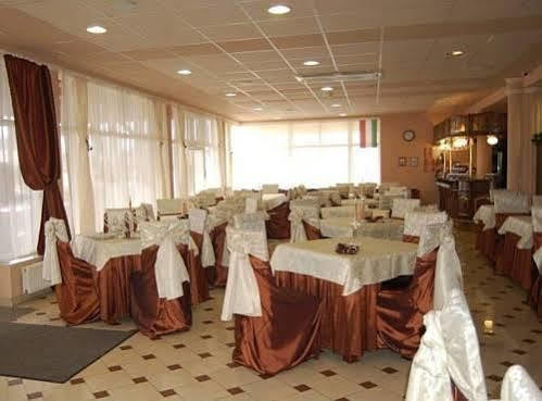 Panorama Hotel Bekescsaba Exterior foto